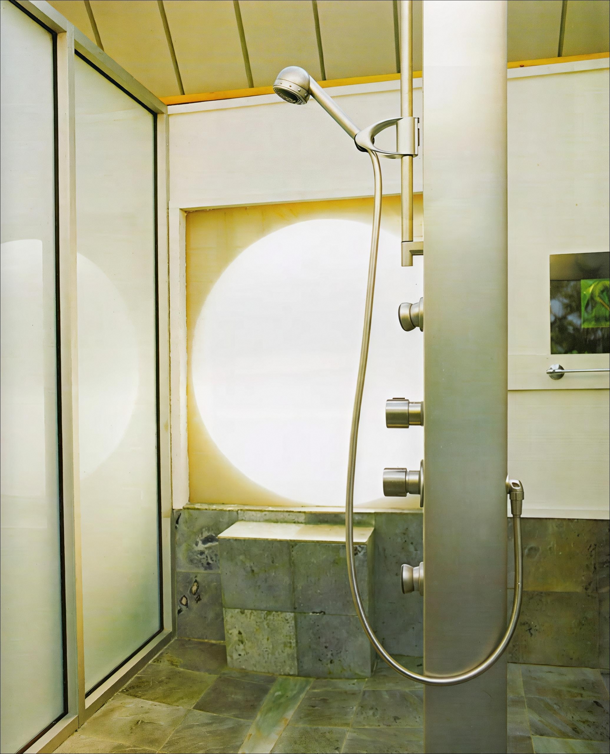 Tower shower 2